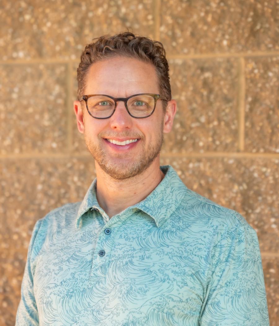 Erik Rhoades