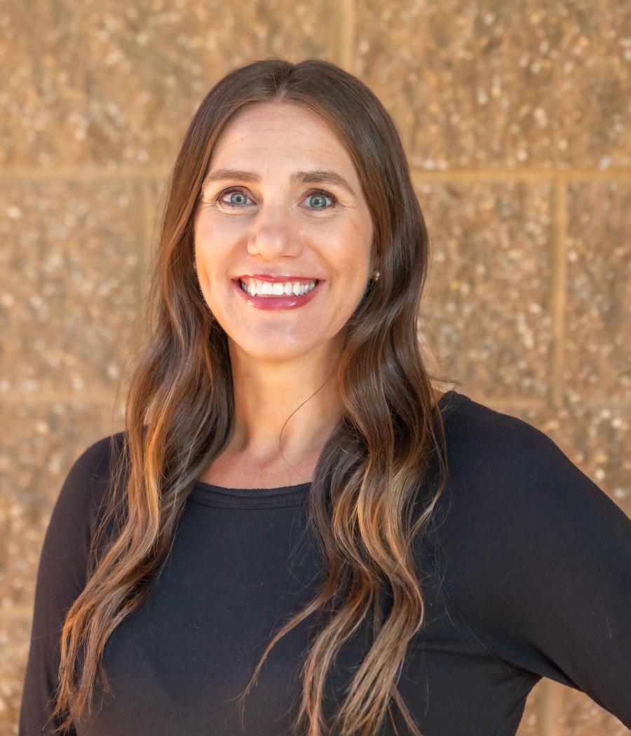 Dr. Nichole Corsi
